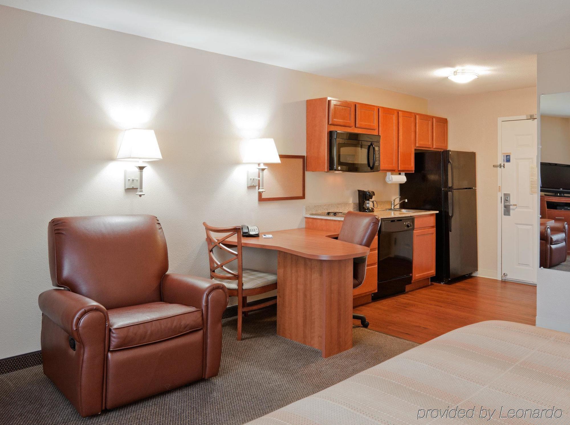 Candlewood Suites Lafayette - River Ranch By Ihg Exterior foto